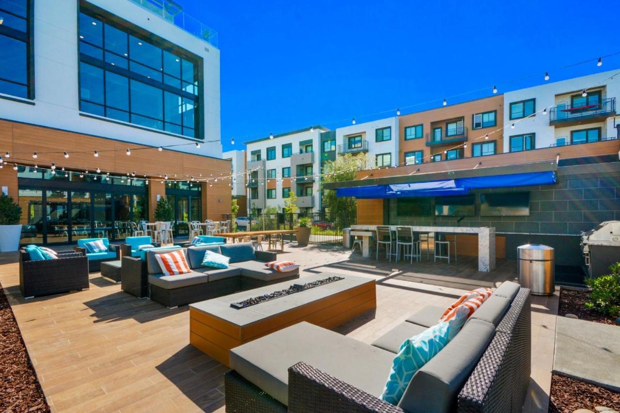 Bluebird Suites In مينلو بارك المظهر الخارجي الصورة